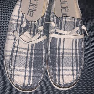 Plaid Hey Dudes